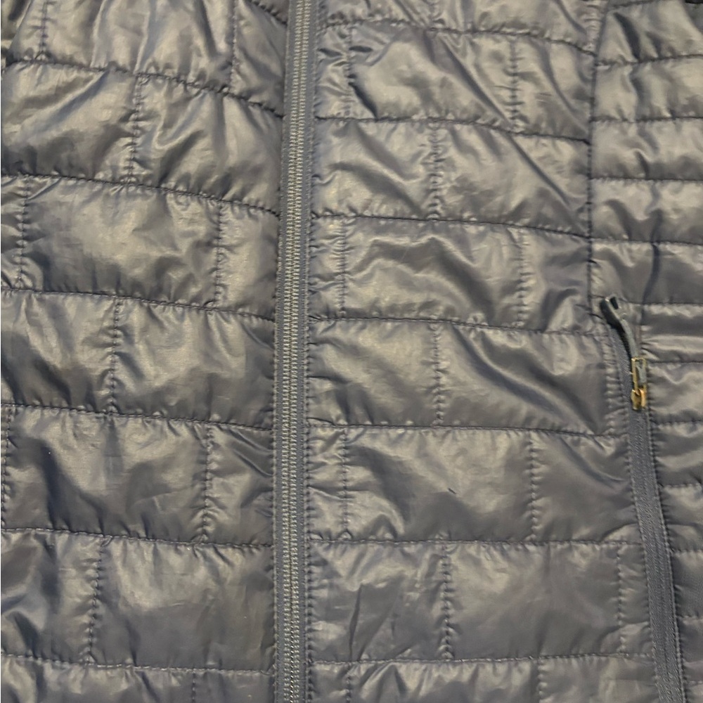 Patagonia Women's Quilted Puffer Jacket - Navy Blue - Picture 6 of 9